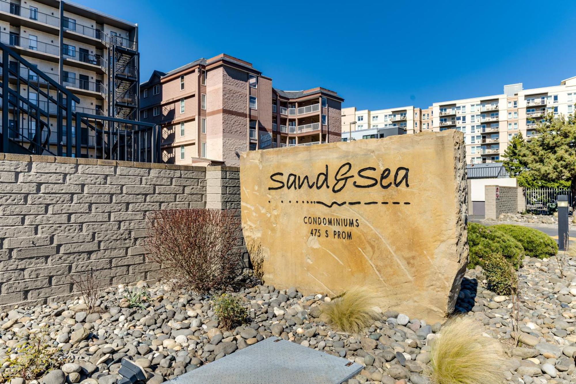 2 Bed 2 Bath Apartment In The Sand And Sea Condos シーサイド エクステリア 写真