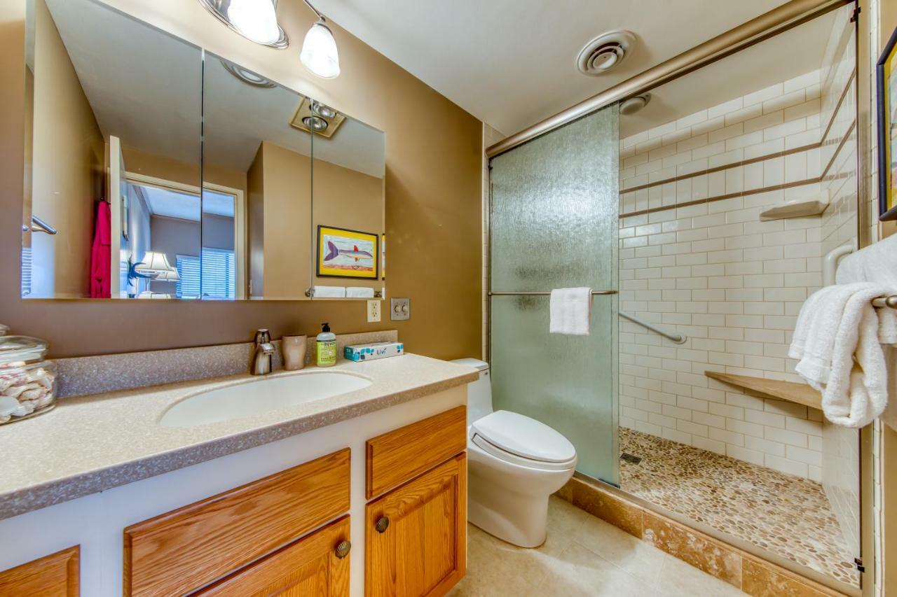 2 Bed 2 Bath Apartment In The Sand And Sea Condos シーサイド エクステリア 写真