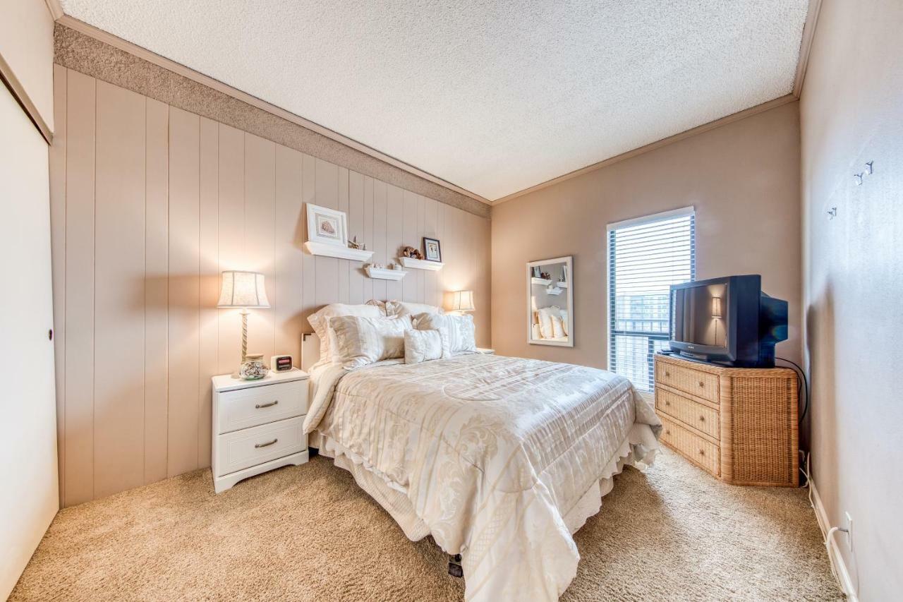2 Bed 2 Bath Apartment In The Sand And Sea Condos シーサイド エクステリア 写真