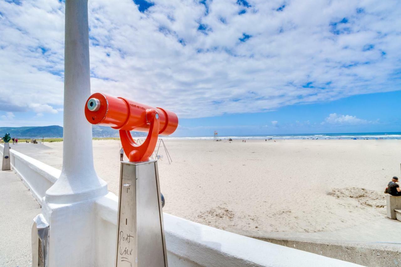 2 Bed 2 Bath Apartment In The Sand And Sea Condos シーサイド エクステリア 写真